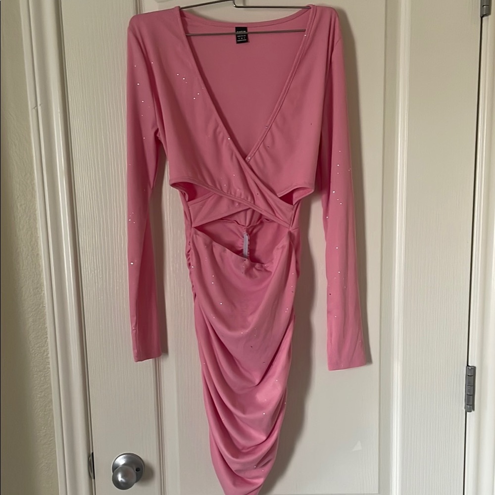 NWOT SHEIN Pink Long Sleeve Dress with Cutout